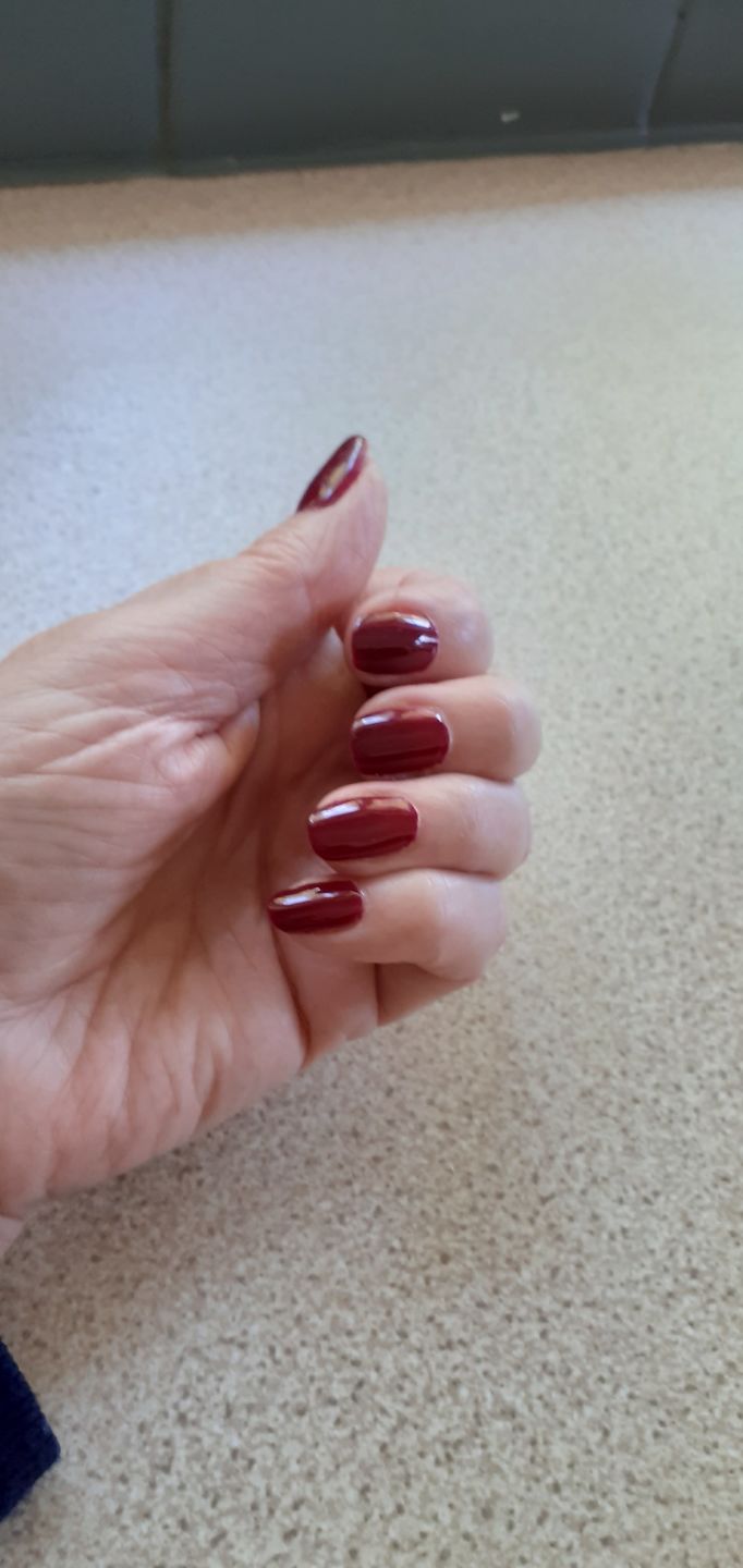 Customer photo review of Semilac 404 Black Beans Muffin UV Gel Polish 7ml