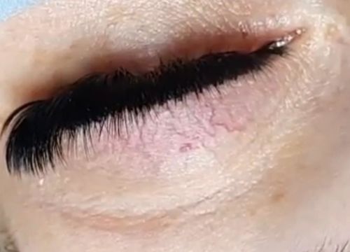 Customer photo review of SUPER BONDER FOR LASH EXTENSIONS