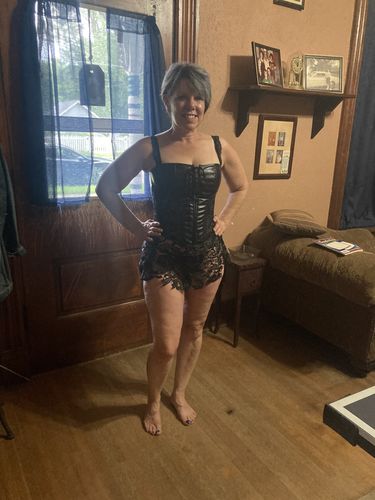 Customer photo review of Sexy Steampunk Leather Corset (S-6XL)