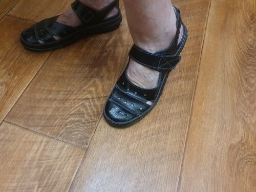 Customer photo review of Sandales plates Orthopédique à crochet creux pour femmes