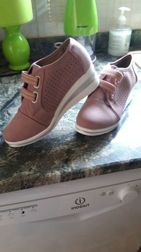Customer photo review of Chaussures Orthopédiques à Plateforme Confortables Pour Femme
