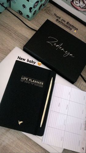 Customer photo review of Life Planner Box Premium