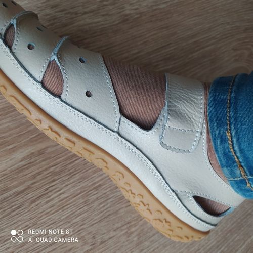 Customer photo review of Sandales plates Orthopédique à crochet creux pour femmes