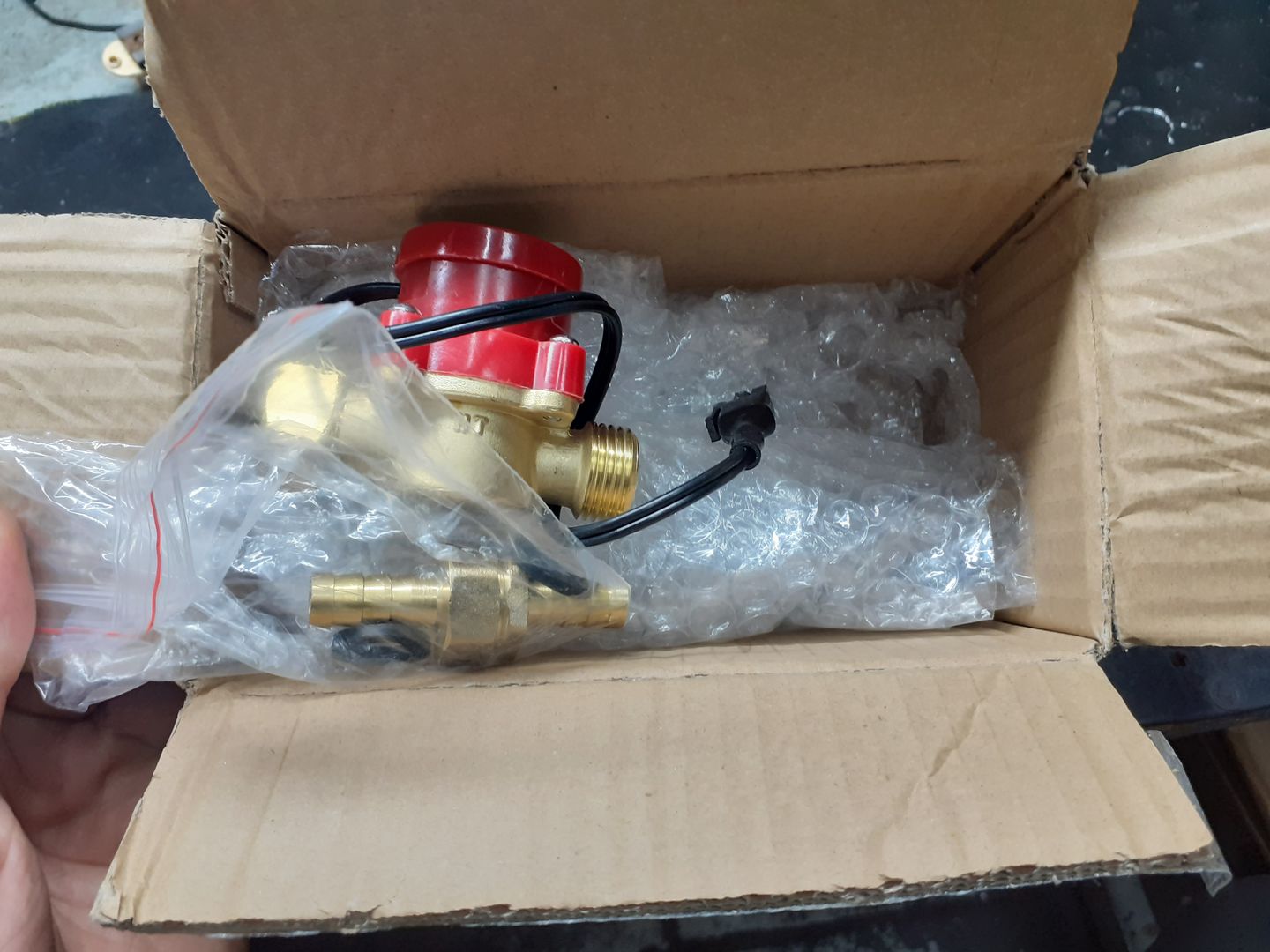 Customer photo review of Cloudray HT Water Flow Switch With Pagoda Head