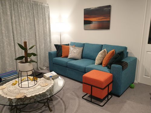 Customer photo review of Marisa Ottoman