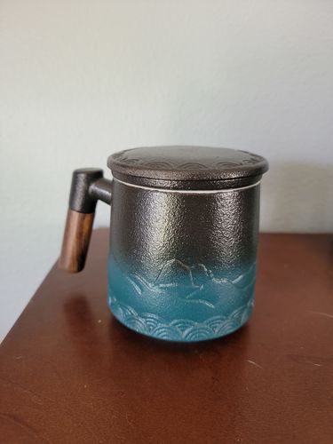 Customer photo review of Mountain & Sea Coffee & Tea Mug