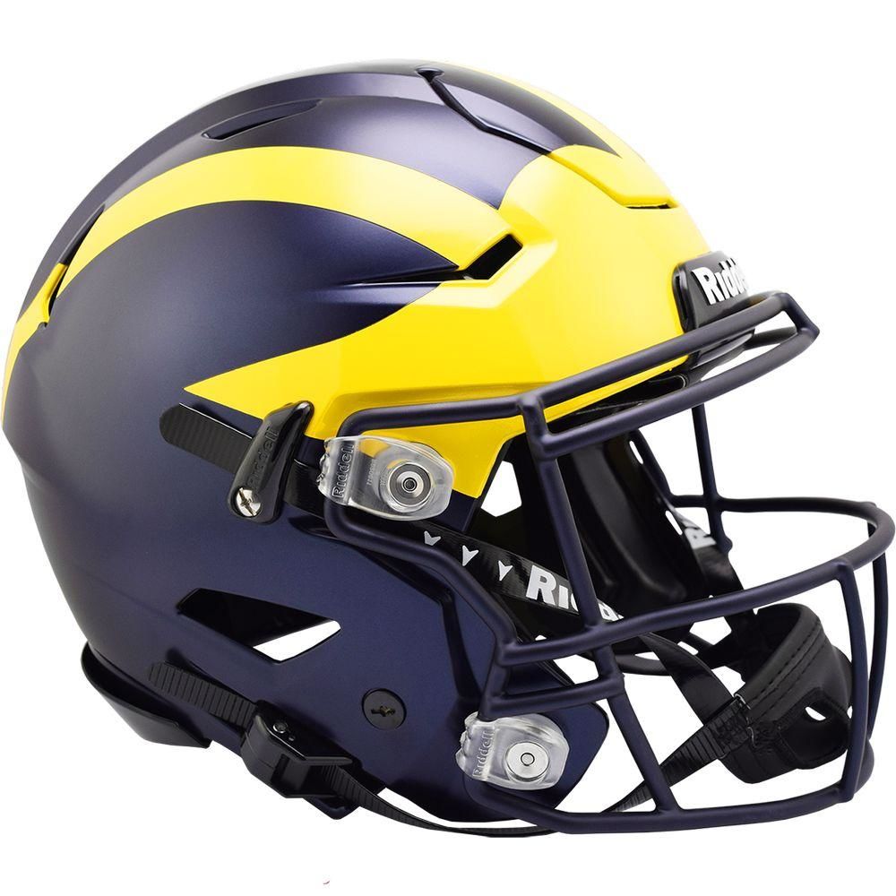 Customer photo review of Michigan Wolverines Painted Riddell SpeedFlex Authentic Football Helmet