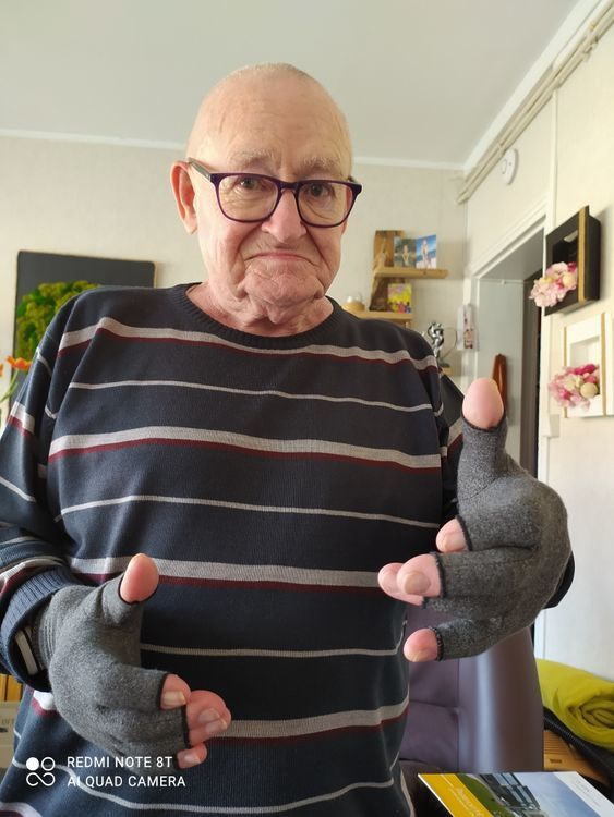 Customer photo review of Gants de compression anti-douleurs