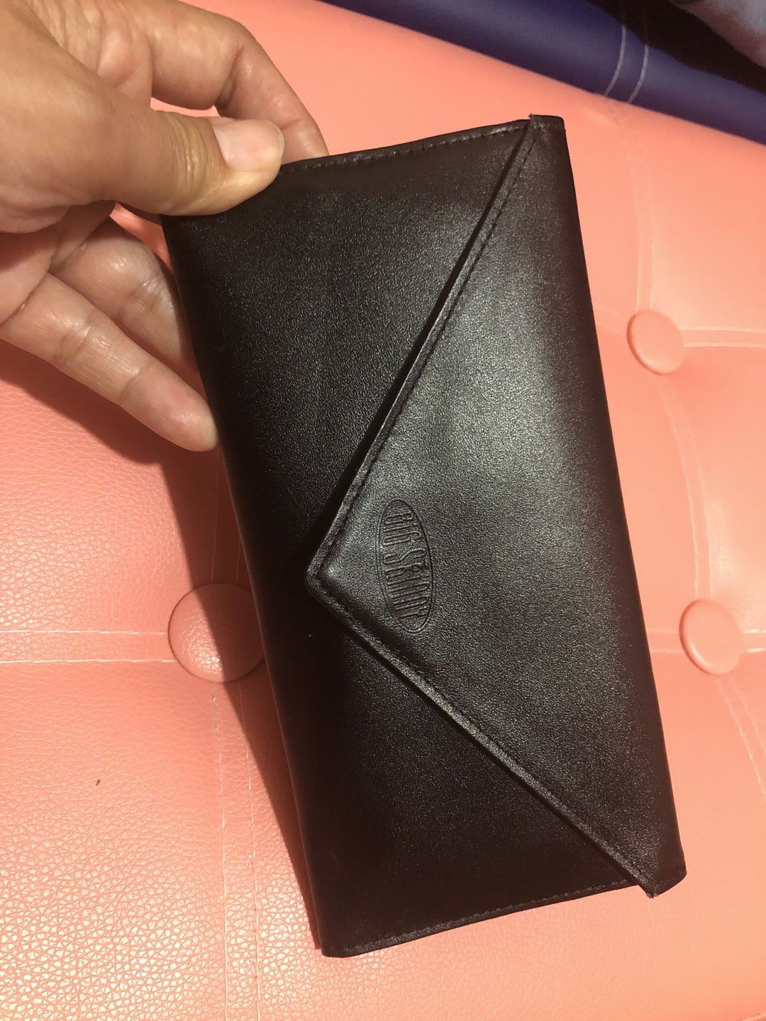 Customer photo review of Leather Slimvelope Black
