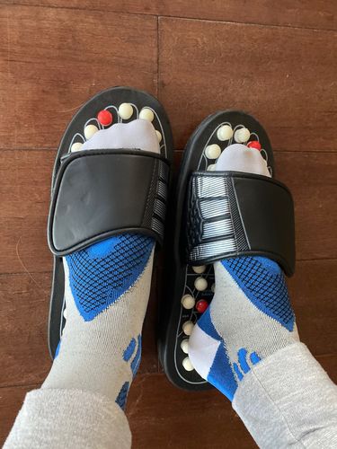Customer photo review of Sandales d'Acupuncture