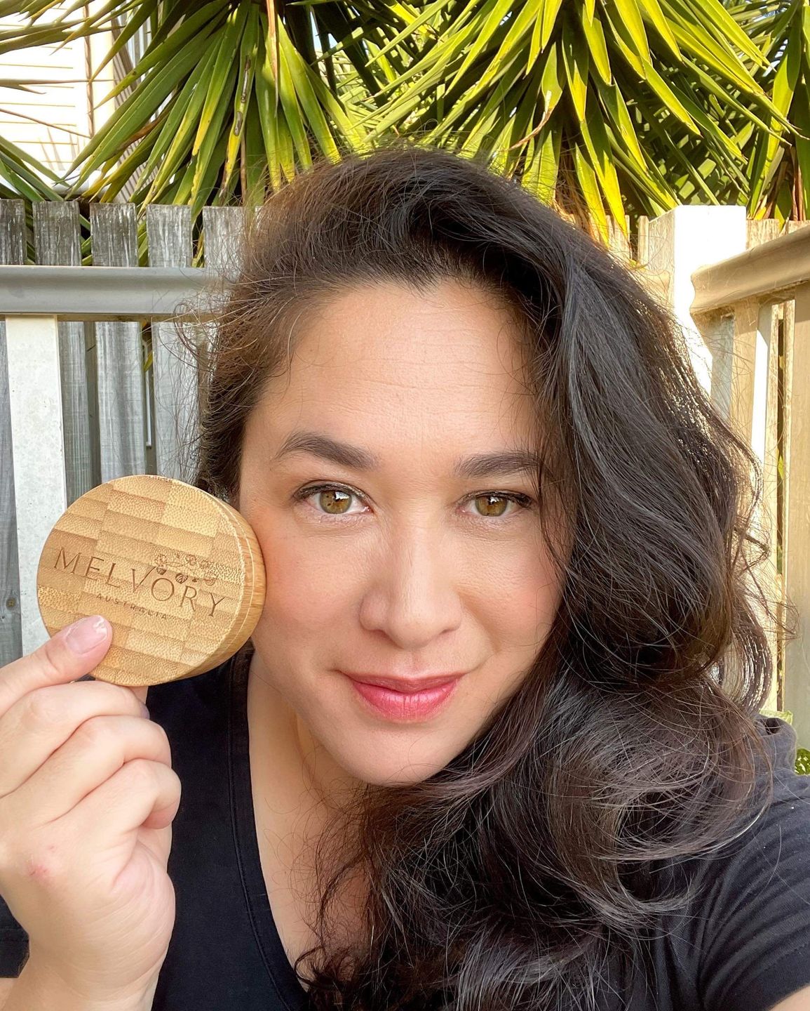 Customer photo review of Mineral Powder Foundation & Kabuki Brush Set