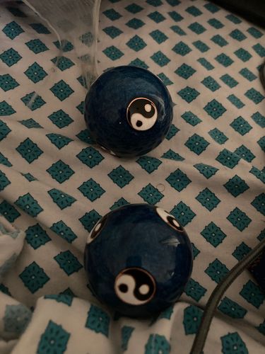 Customer photo review of Boules Chinoises Bleues Yin et Yang - Thérapie Anti Stress