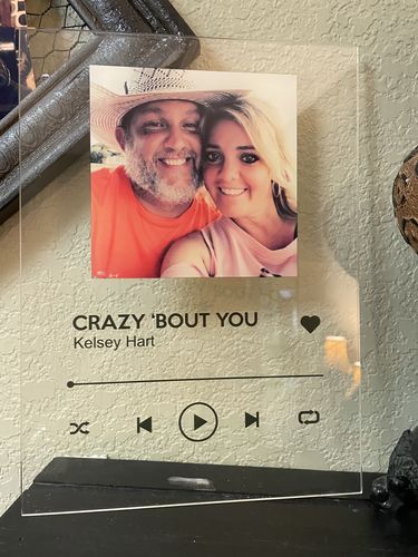 Customer photo review of Custom Song Plaque - The Best Anniversary Gift for Couples