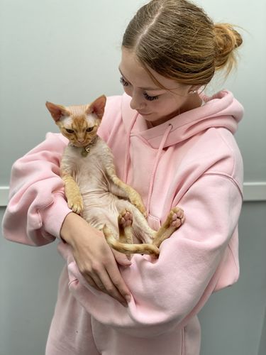 Customer photo review of soft pink daydreamer hoody
