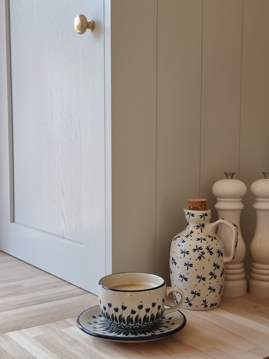 Customer photo review of Classic Brushed Satin Brass Cupboard Handles