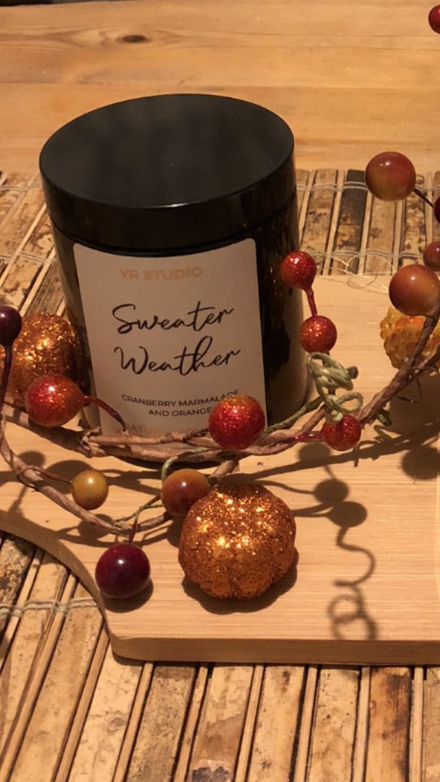 Customer photo review of "Sweater Weather" Cranberry Marmalade & Orange Soy Candle in Amber Jar