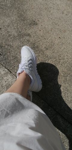 Customer photo review of Chaussures Orthopédiques Sport en maille pour femmes