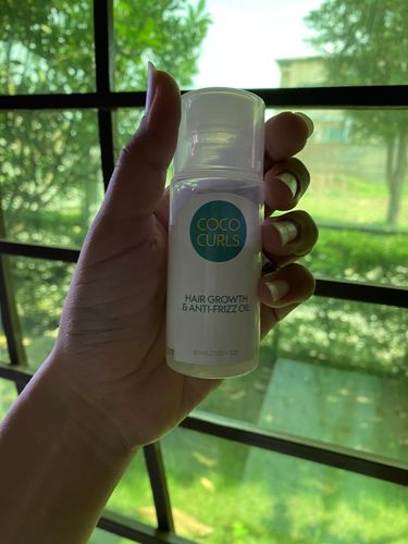 Customer photo review of Hair Growth & Anti-Frizz Oil