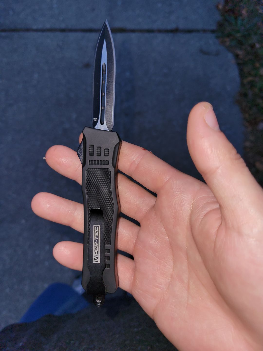 Customer photo review of Mini Black Phantom D/A OTF (Multiple Blade Styles Available)