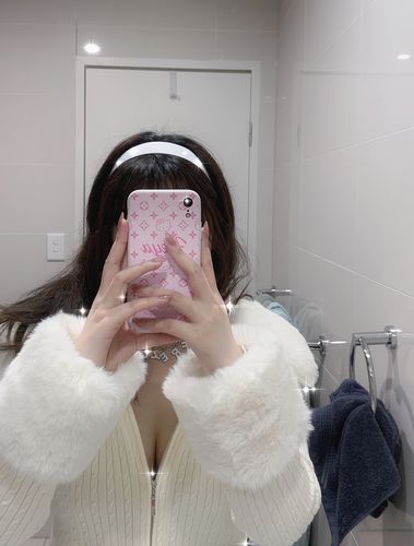 Customer photo review of Custom Y2K Kitty Monogram iPhone Case