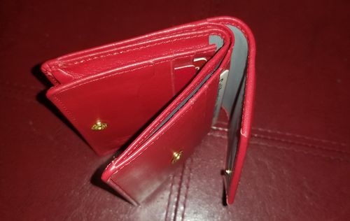 Customer photo review of Joy French Wallet