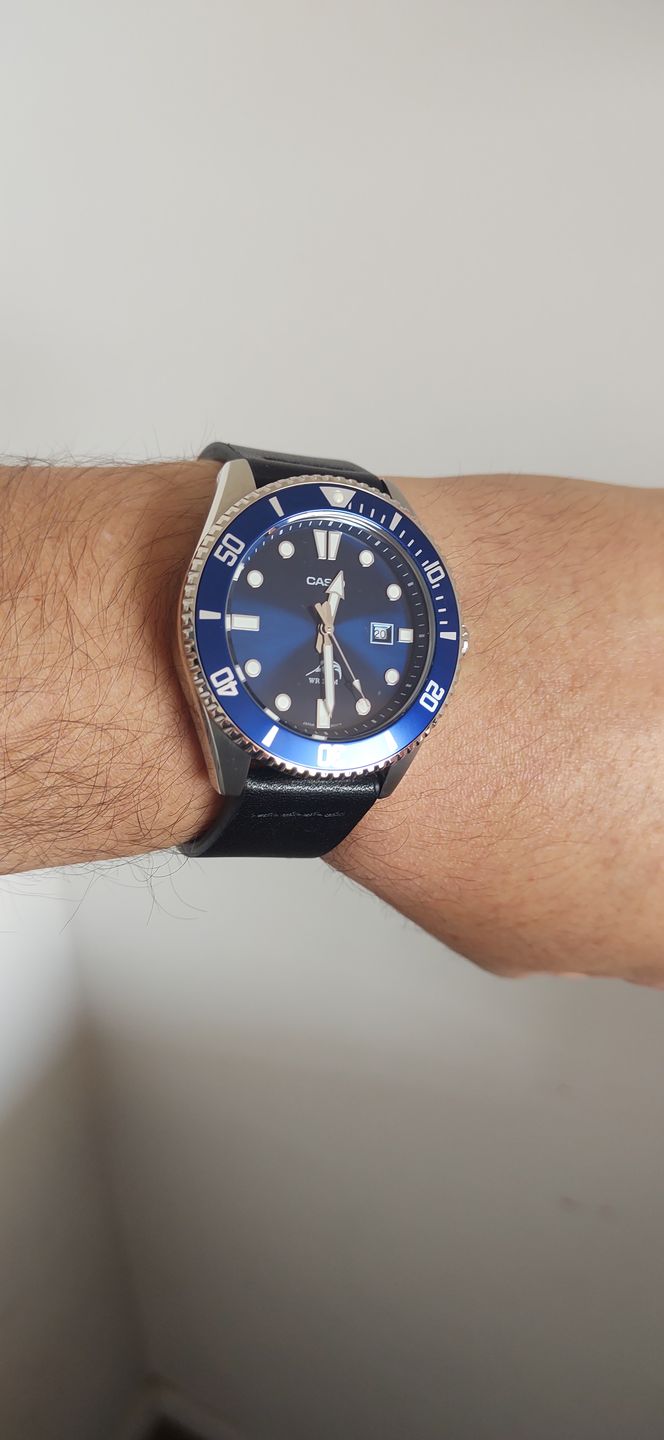 Customer photo review of Reloj Casio Submariner Marlin Duro MDV-106B-2AVCF Azul Buceo [EXCLUSIVO]