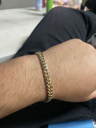 Customer photo review of MIAMI CUBAN BOX LOCK BRACELET 001