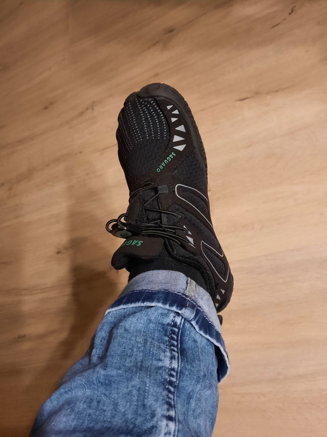 Customer photo review of SAGUARO Damen Reflektierend Barfußschuhe A059