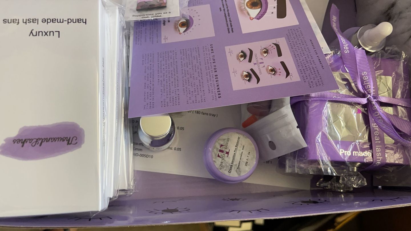Customer photo review of SUPER BONDER FOR LASH EXTENSIONS