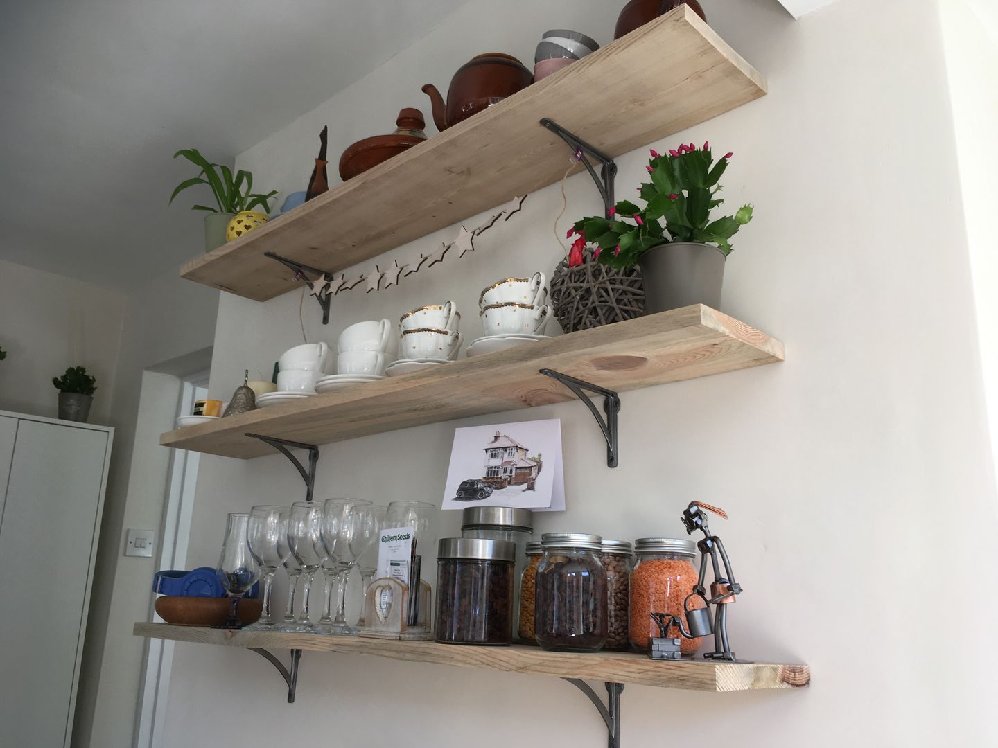 Customer photo review of 6 Inch Ironbridge Cast Iron Shelf Bracket