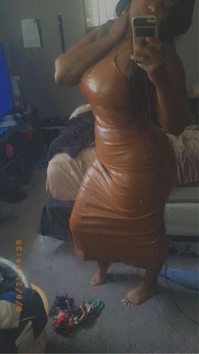 Customer photo review of Solid Color Glamorous Spaghetti Strap Midi Dress