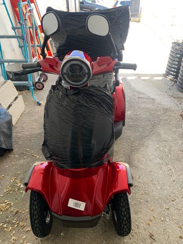 Customer photo review of Scooter Electrico veleco Faster Rojo
