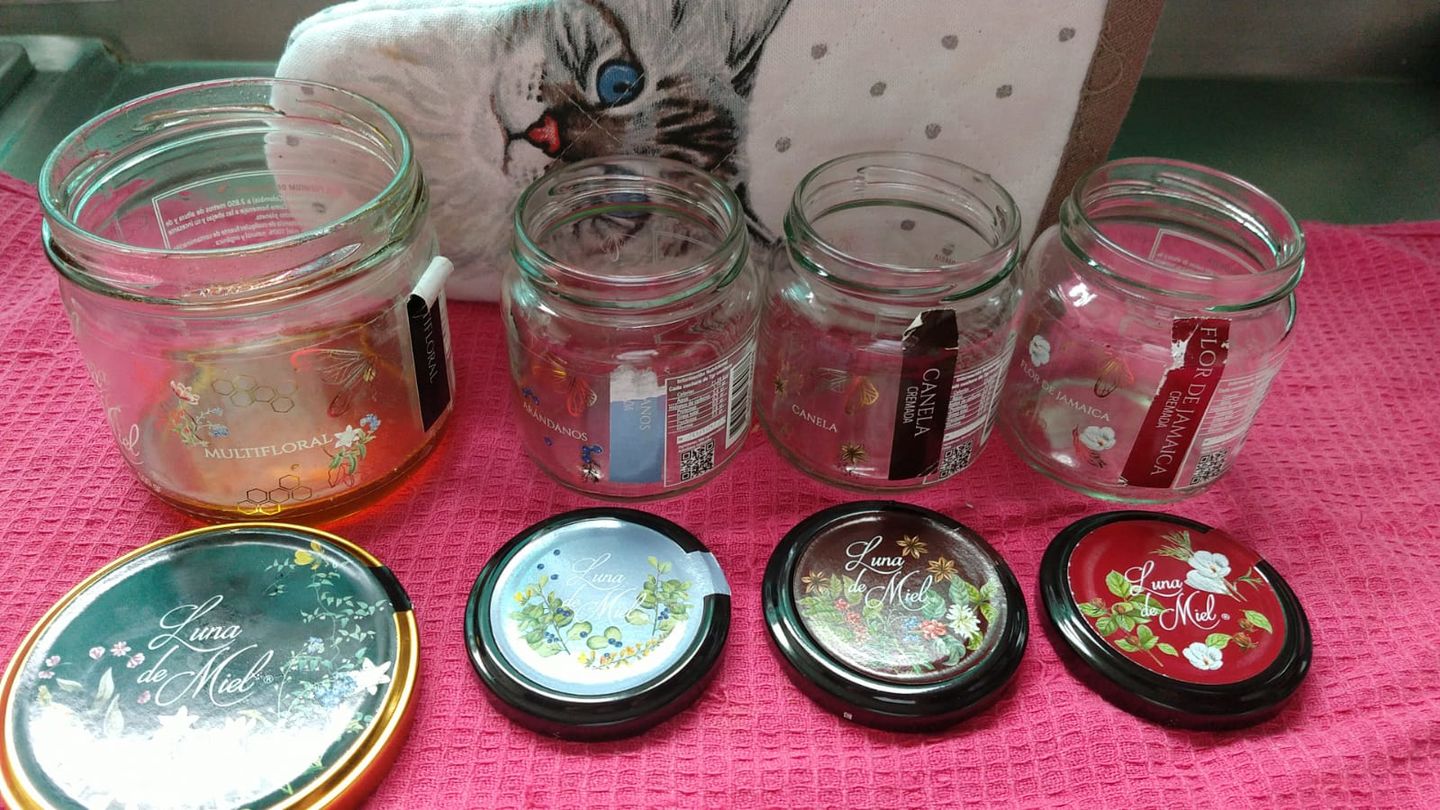 Customer photo review of Miel Cremada Con Flor De Jamaica