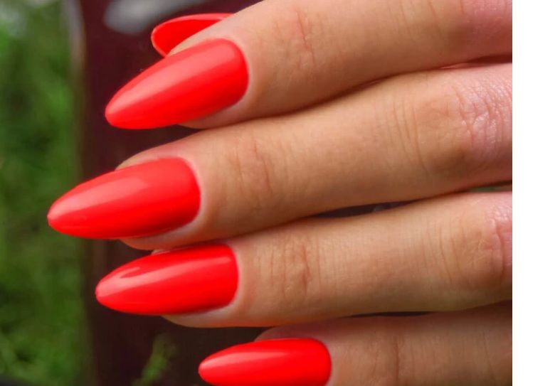 Customer photo review of Semilac 570 Neon Watermelon UV Gel Polish 7ml