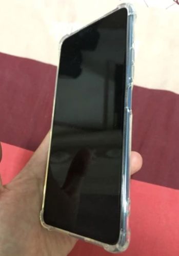 Customer photo review of Capinha Anti Impacto para Motorola 20 Edge Pro