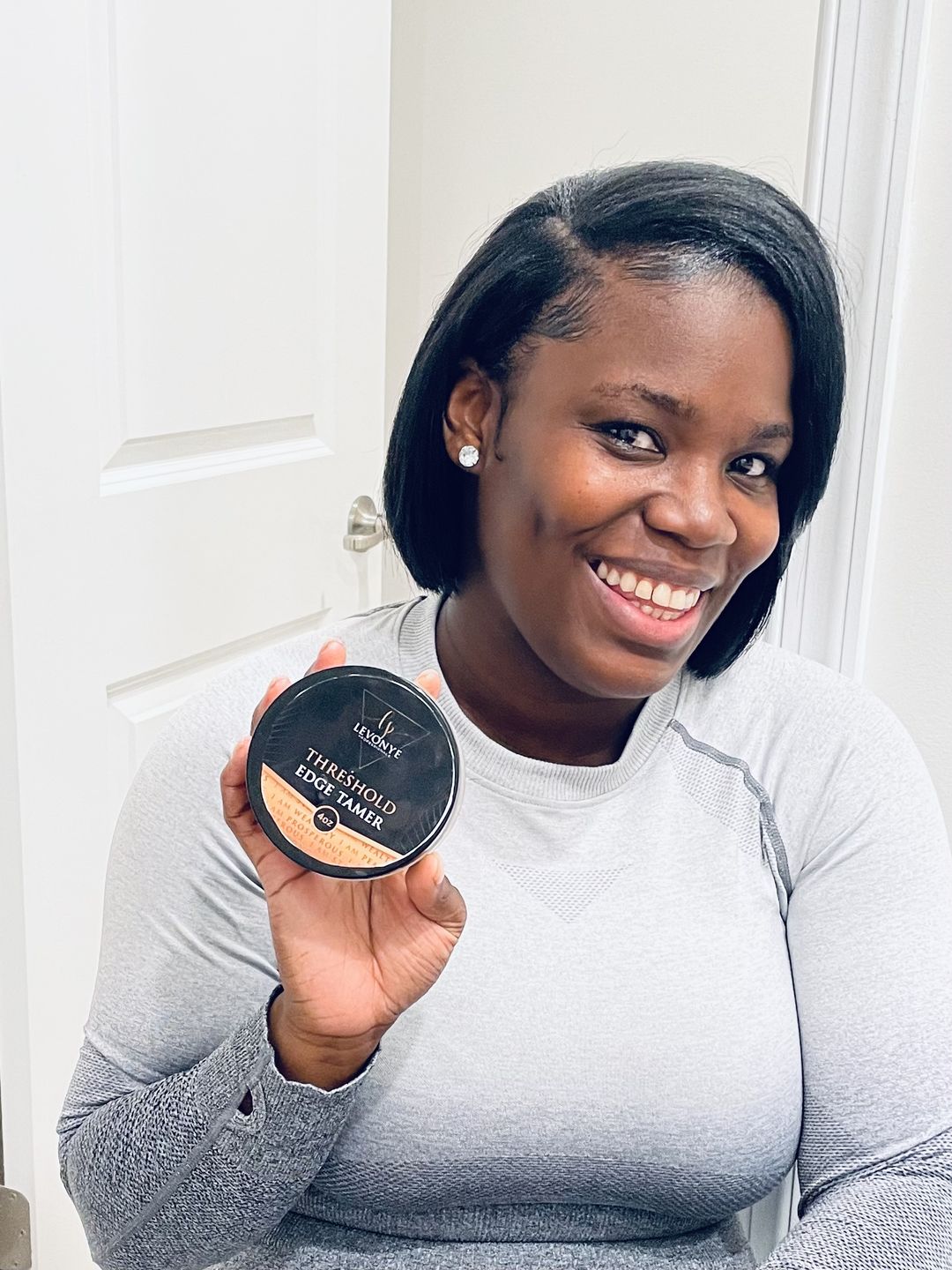 Customer photo review of "I Am" Threshold Edge Tamer