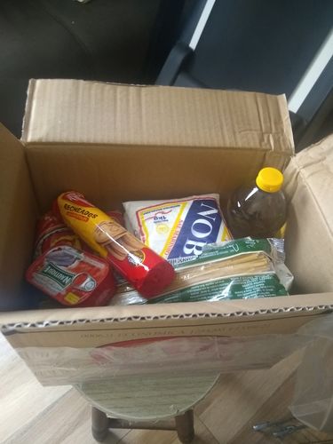 Customer photo review of Cesta Básica Econômica Júnior