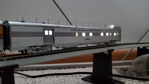 Customer photo review of PREORDER WalthersProto 920-9621 85' Pulllman-Standard Baggage-Dormitory Transition Car -- Santa Fe #3477 (Real Metal Finish), HO