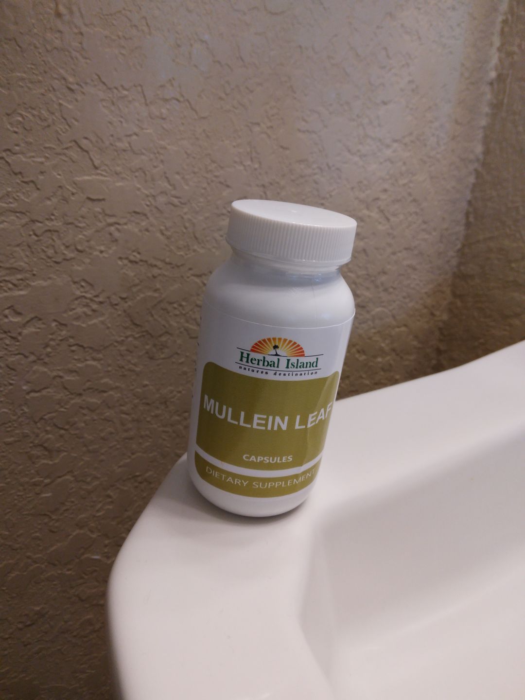 Customer photo review of Mullein Leaf Capsules 60 Capsules (Lung Detox)