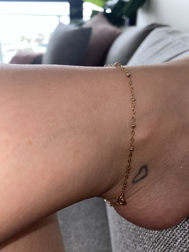 Customer photo review of Orb Linked Anklet