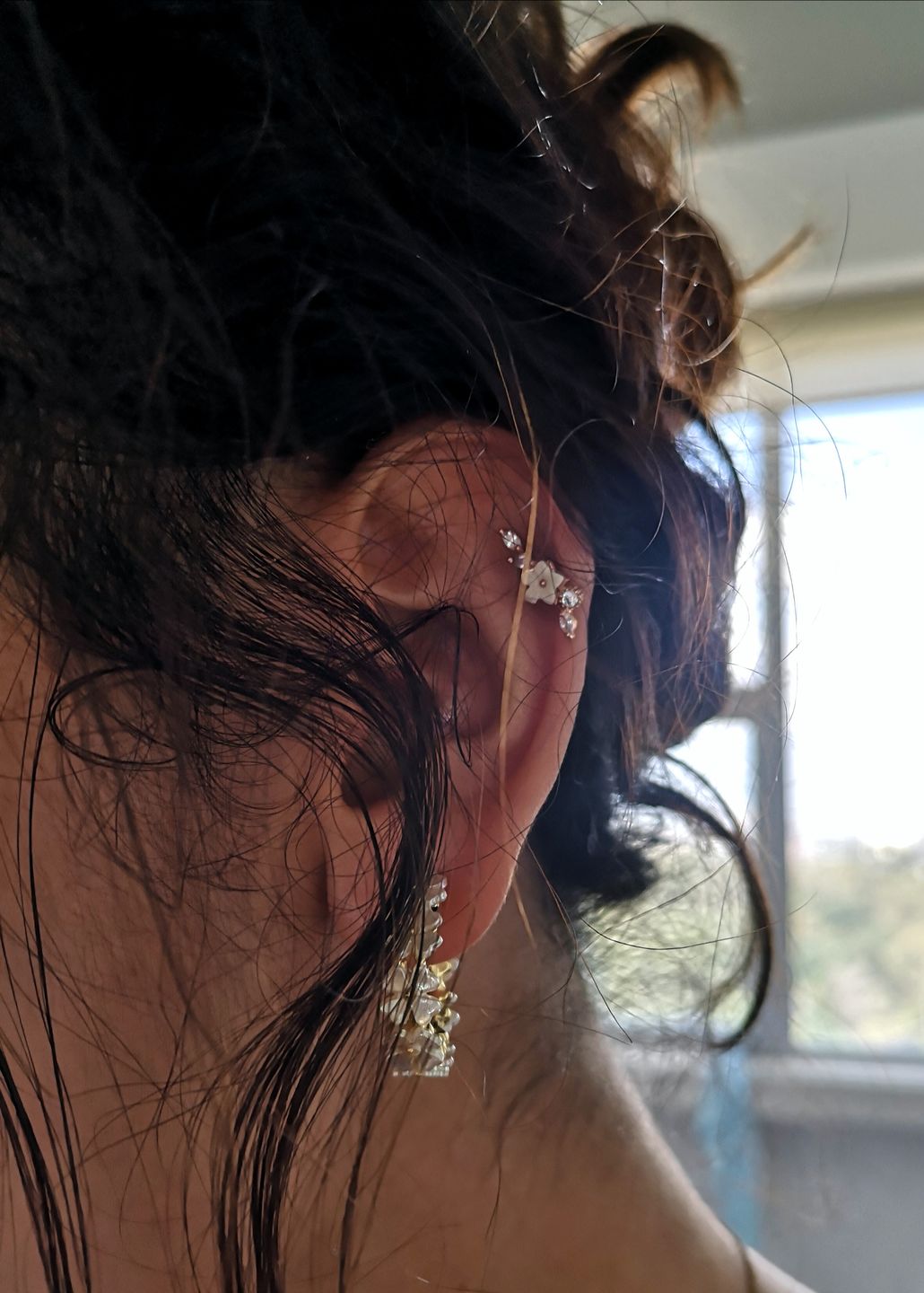 Customer photo review of Piercing de Florecita con Zirconias