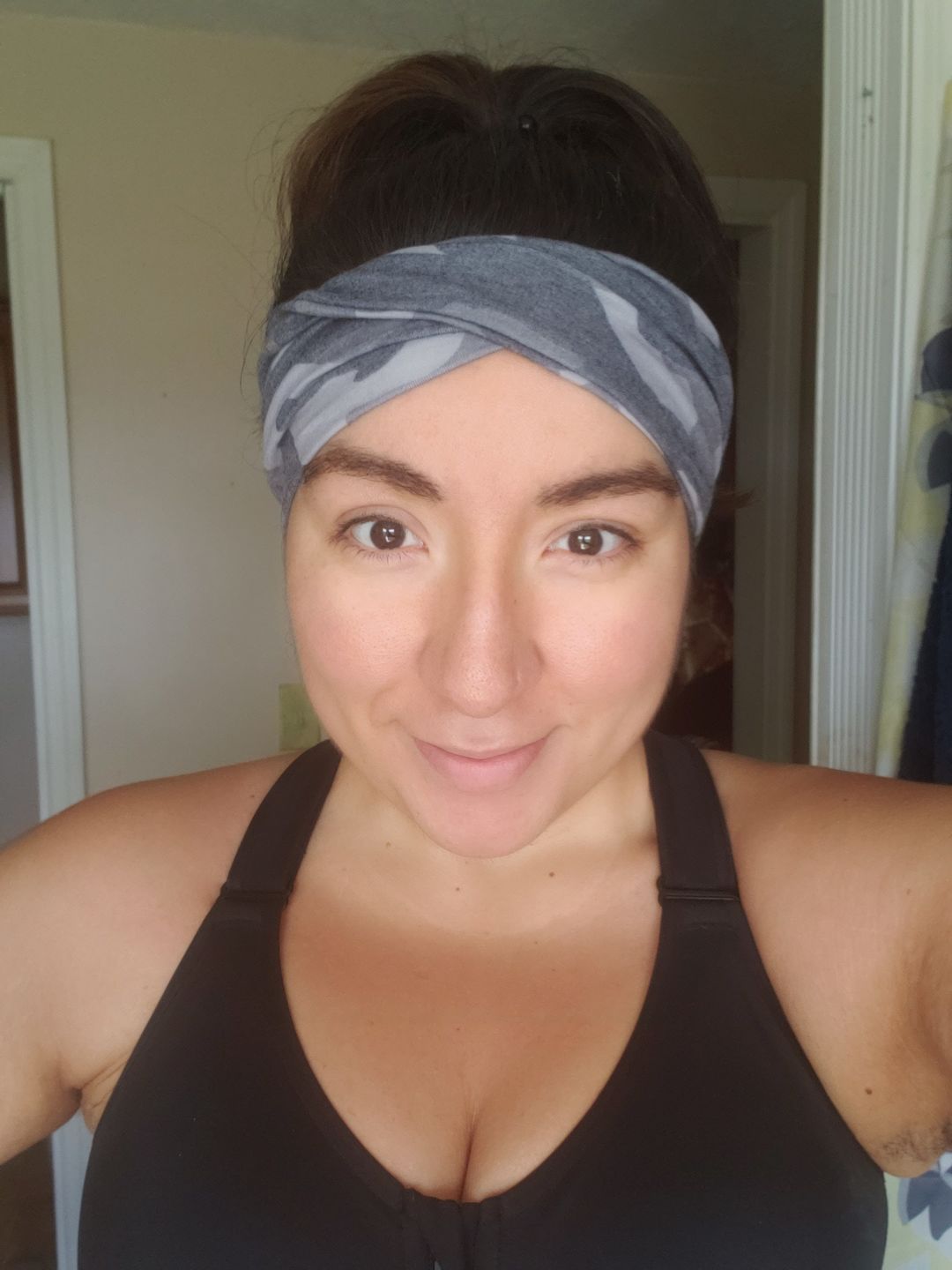 Customer photo review of HUSTLE - 4'' Headband