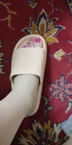 Customer photo review of Cola Ultra-Soft Slippers