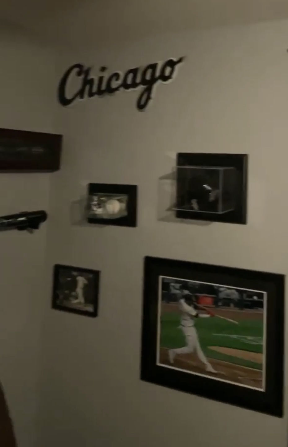 Customer photo review of Chicago White Sox Chicago Logo 3D Metal Artwork