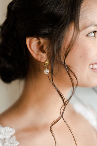 Customer photo review of Estela Pearl Drop Earrings with 4 Rositas