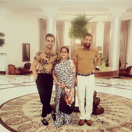 Customer photo review of CLASSIC BLACK AND WHITE LEOPARD PRINT SAGA SAREE