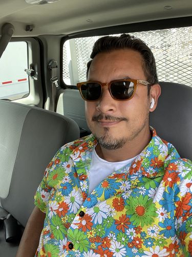 Customer photo review of Men's Green Floral Cotton Tropical Hawaiian Shirt