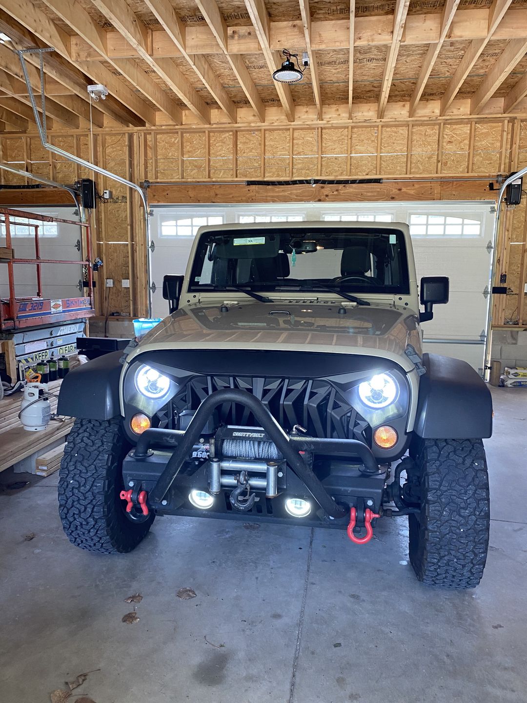 Customer photo review of Shark Grille - Matte Black for 07-18 Wrangler JK