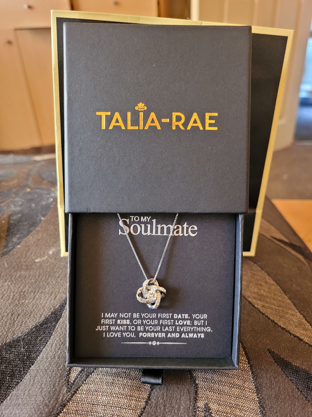Customer photo review of "To my Soulmate" - Silver Love knot necklace