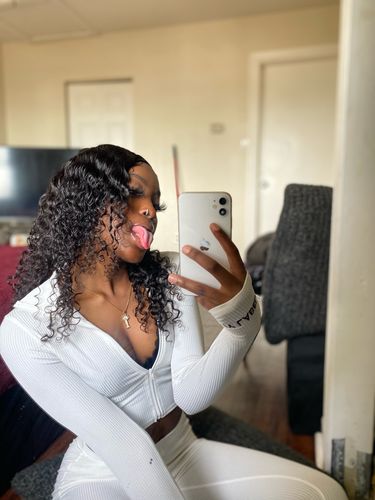 Customer photo review of Diamond Name Initials pendant (18k gold chain)